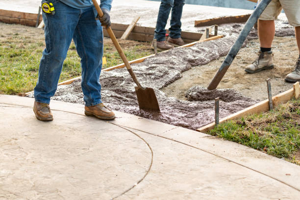 Best Concrete Retaining Walls in Manche Village, CA