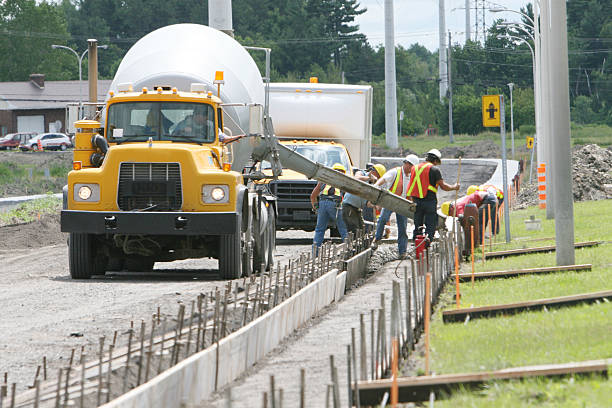 Best Concrete Sidewalk Installation in Manche Village, CA